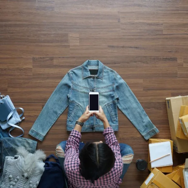 fashion data gathered by a Depop scraper