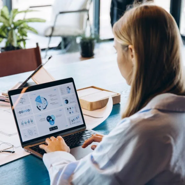 outsourcing web scraping — a tech choosing a provider